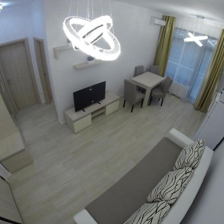 911 Cazare Mamaia Buitenkant foto