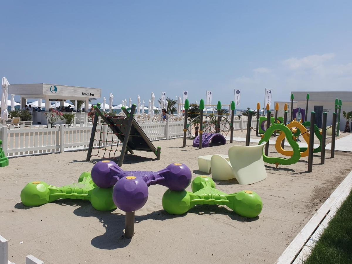 911 Cazare Mamaia Buitenkant foto