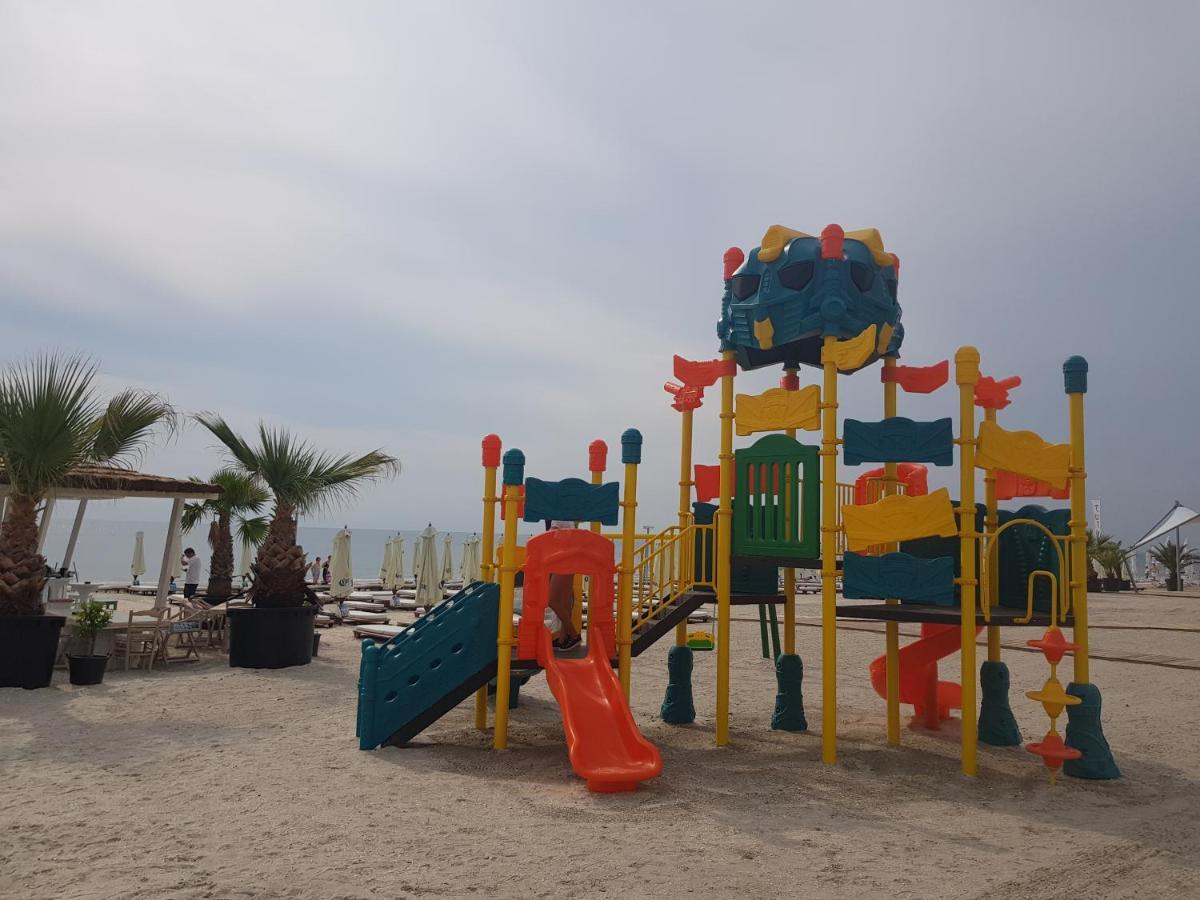 911 Cazare Mamaia Buitenkant foto