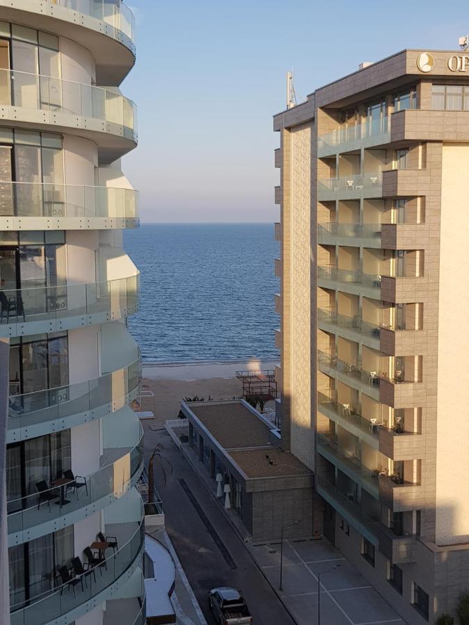 911 Cazare Mamaia Buitenkant foto