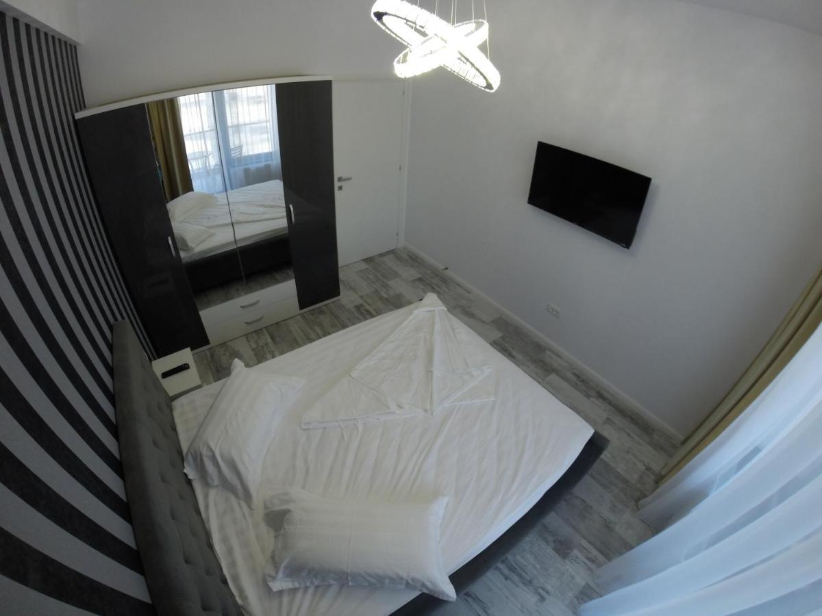 911 Cazare Mamaia Buitenkant foto