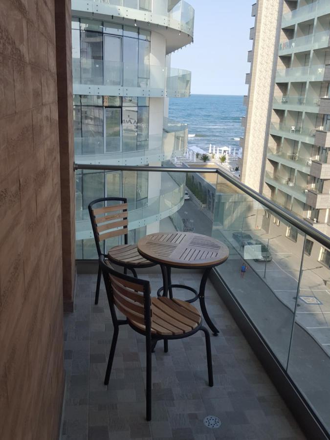 911 Cazare Mamaia Buitenkant foto